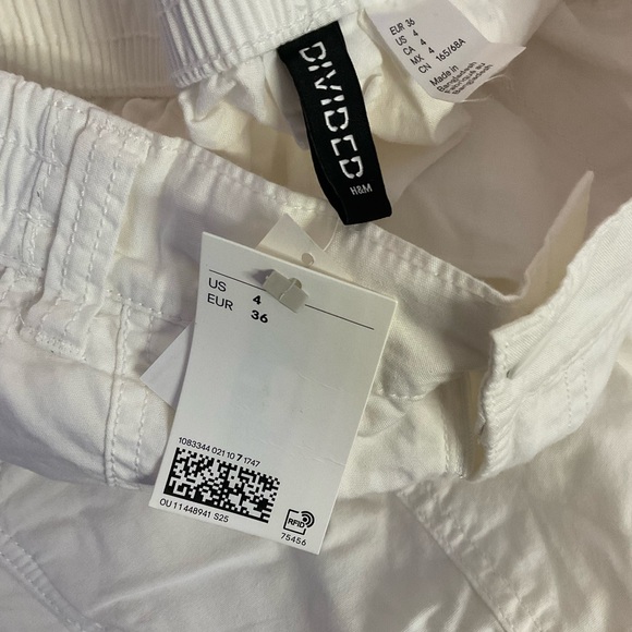 NWT White Cargos - Picture 4 of 4